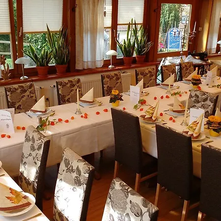 - Erber Hotel 3*